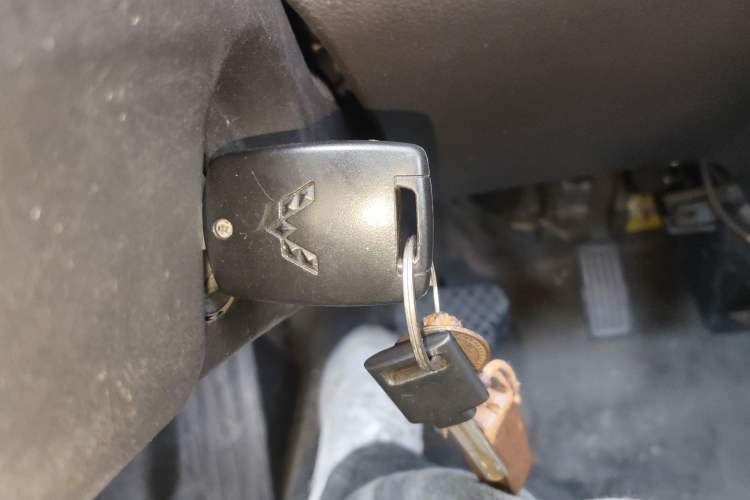 Used Wuling Rongguang EV 2020 Basic Version 7-Seater 300 km
