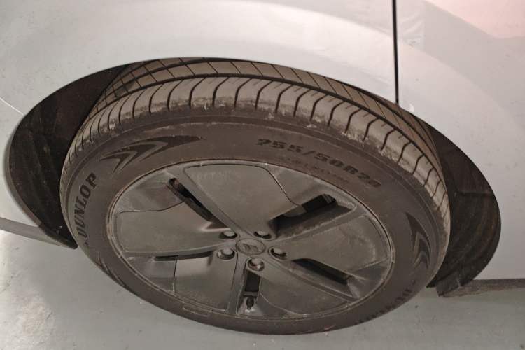 Used Li Auto Li Auto i6 2025 Model Two-Wheel-Drive Standard Type