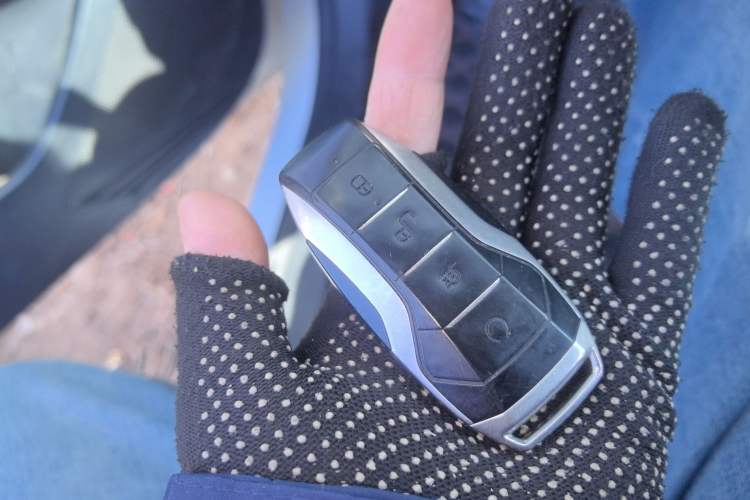 Used BYD Qin Pro New Energy 2019 DM Super Edition 1.5TI Automatic Smart Connect X-Trail Model China VI Standard Vehicle Key