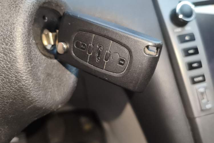 Used Peugeot 408 2011 1.6L Manual Luxury Edition Vehicle Key