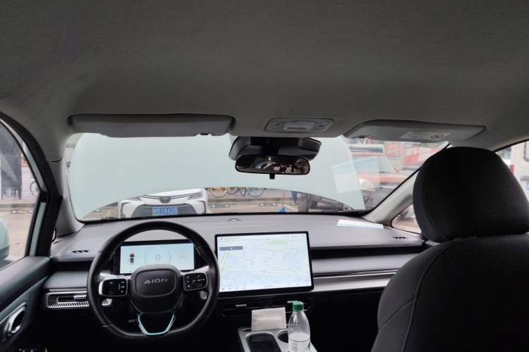 Used AION Y 2023 Younger