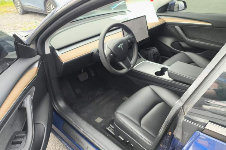 Used Tesla Model 3 2021 Standard Range Rear-Drive Upgraded Version
