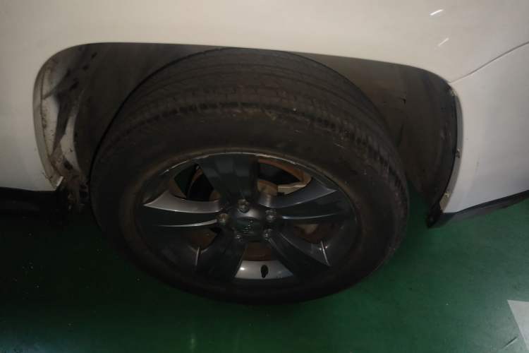 Used Jeep Compass 2013 2.4L four-wheel-drive sport version