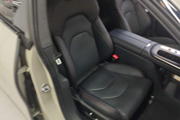 Used Xiaomi Auto SU7 2024 Rear-Drive Long-Range Intelligent Driving Version