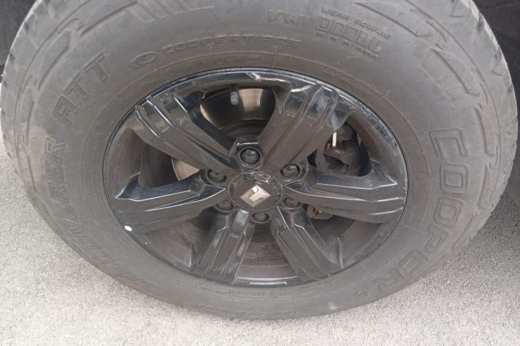 Used Tank 300 2021 Off-Road Edition 2.0T Challenger Left Front Wheel Hub