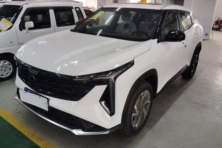 Used Geely Auto Emgrand X7 Sport 2024 1.5TD Smart Connect+