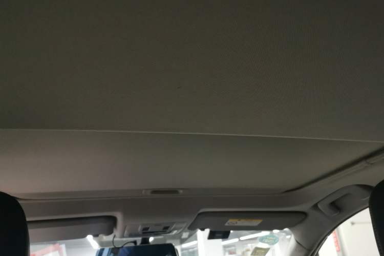 Used Toyota RAV4 2016 2.0L CVT Two-Wheel Drive Fashion Edition China V Standard