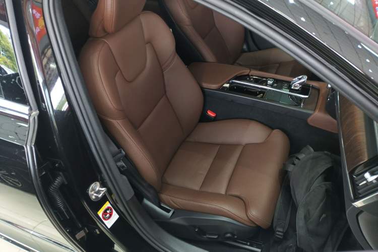 Used Volvo S90 2022 B5 Zhiyuan Luxury Edition