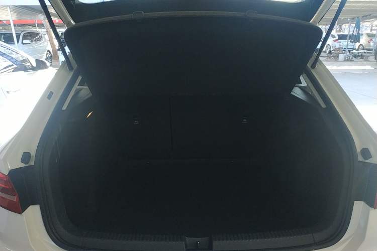 Used Volkswagen Lavida 2018 Hatchback 280TSI DSG Comfort Edition China V Standard
