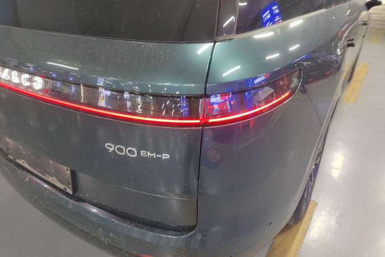 Used Lynk & Co 900 2025 2.0T Ultra