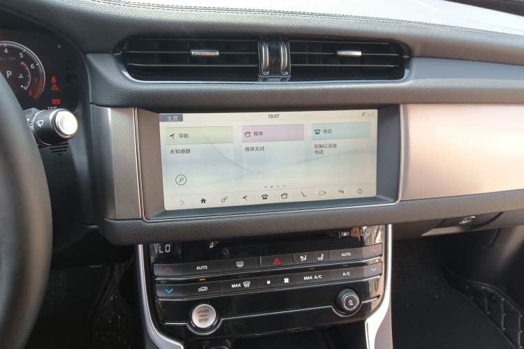 Used Jaguar XFL 2018 XFL 2.0T 250 PS Luxury Edition