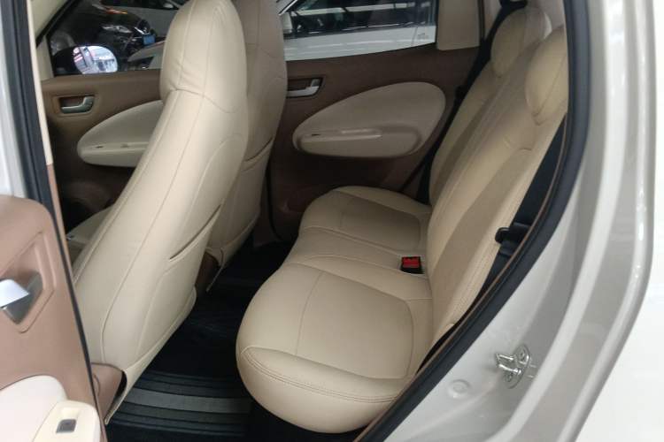 Used Wuling Hongguang MINIEV 2025 Four-Door Version Advanced Edition Left Rear Seat
