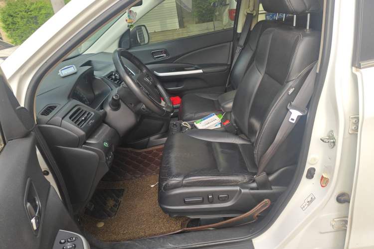 Used Honda CR-V 2015 2.4L four-wheel drive luxury version
