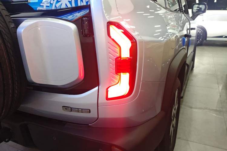 Used Deepal G318 2024 Four-Wheel-Drive Air Suspension Model