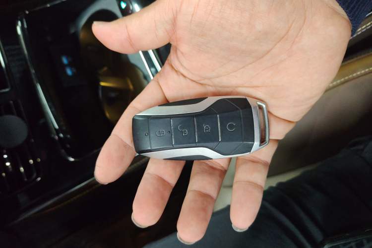 Used BYD Han 2020 EV Long-Range Luxury Model
