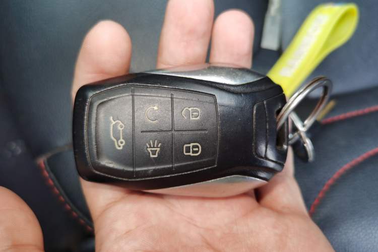 Used Soueast DX3 2016 1.5T CVT Prestige Edition
