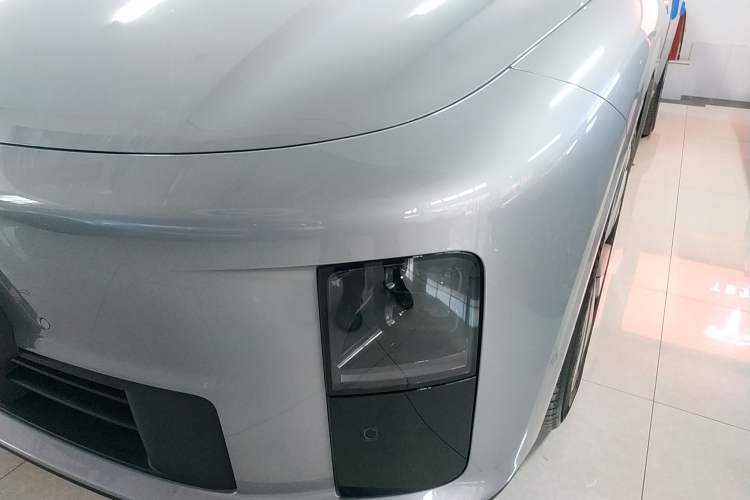 Used Li Auto i6 2025 Model Four-Wheel-Drive Standard Type Left Front Headlight