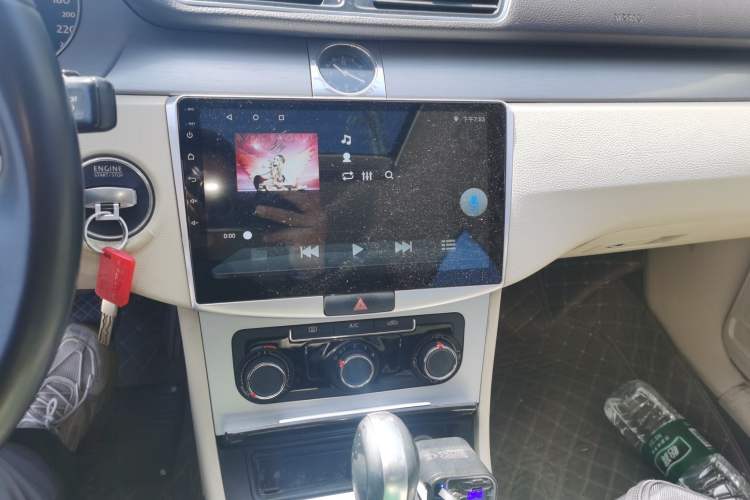 Used Volkswagen Magotan 2012 Revised Version 1.8TSI Leading Edition Audio And AC Panel