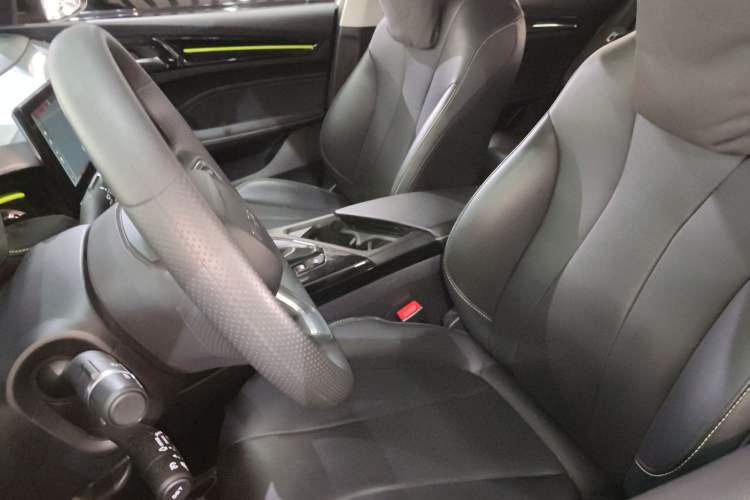 Used Roewe i5 2021 1.5L CVT Starry Edition