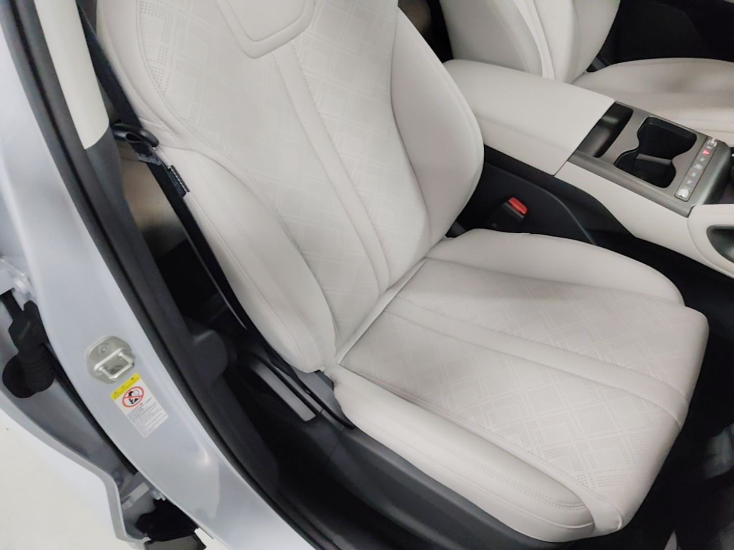 BYD Yuan UP 2025 Intelligent Driving Version 401 KM Dynamic Edition — снимка 19