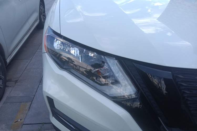 Used Nissan X-Trail 2021 2.0L CVT 2WD XL ITS SmartConnect Comfort Edition Right Front Headlight