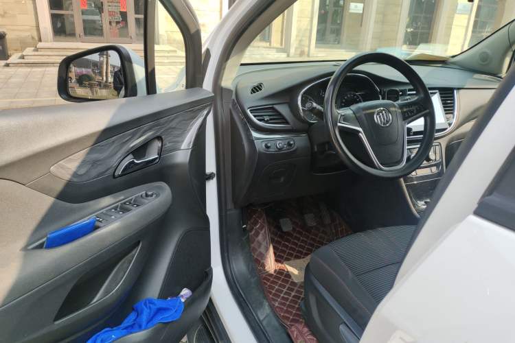 Used Buick Encore 2016 18T Manual Two-Wheel Drive Urban Advanced Model
