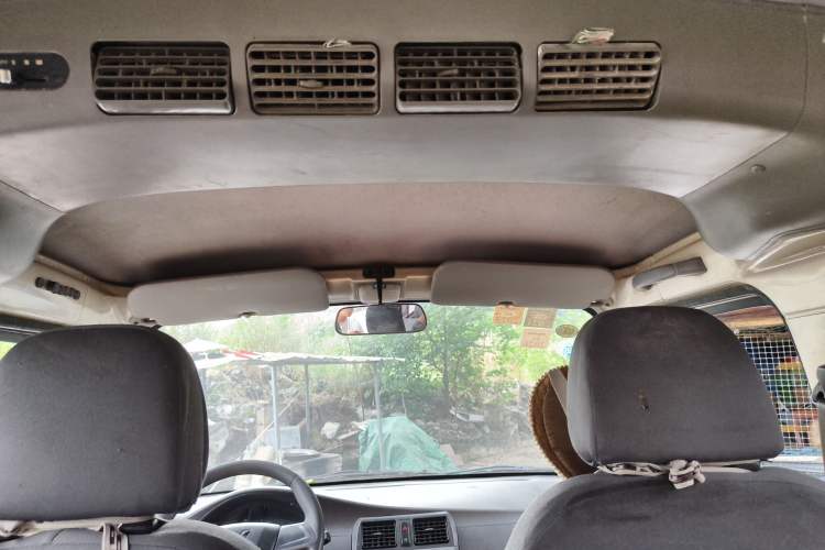 Used Wuling Rongguang 2019 1.5L Extended Basic Version Headliner