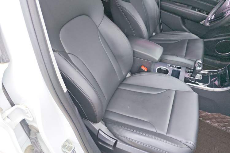 Used Haval H2 2018 Red-Label 1.5T Dual-Clutch Two-Wheel-Drive Elite Model Right Front Seat