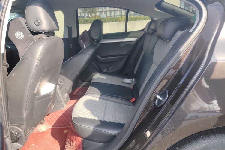 Used Skoda Octavia 2015 1.6L Manual Yijie Edition
