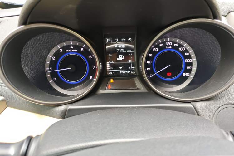 Used CHANGAN Eado 2015 1.6L Automatic Luxury Model Odometer Close Up