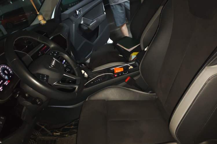 Used Audi Q3 2019 35 TFSI Advanced Dynamic Edition Left Front Seat