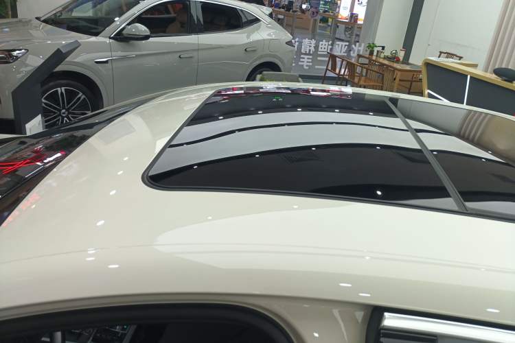 Used BYD Seal 07 DM-i 2025 DM-i 1.5L 125km Prestige Model Roof
