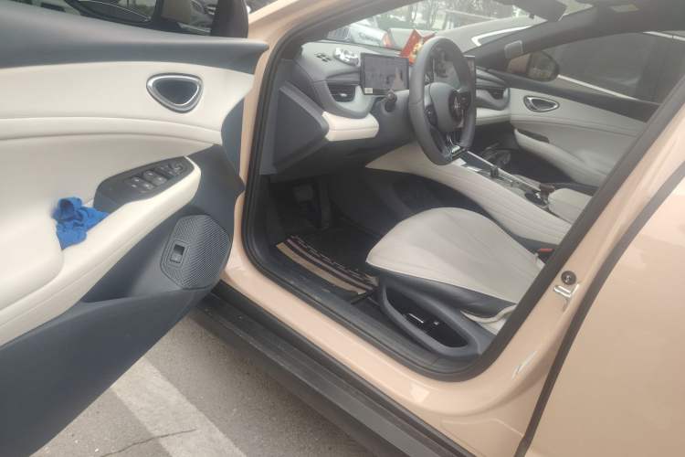 Used BYD Seal 06GT 2025 505 Wave Plus Edition
