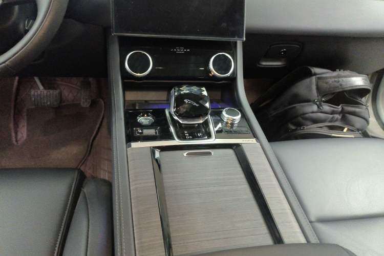 Used Jaguar XFL 2021 XFL 2.0T P200 Two-Wheel-Drive Elite Luxury Edition