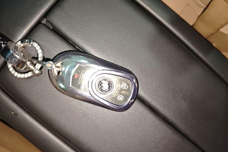 Used Buick GL8 2020 ES Land Cruiser 653T Luxury Edition
