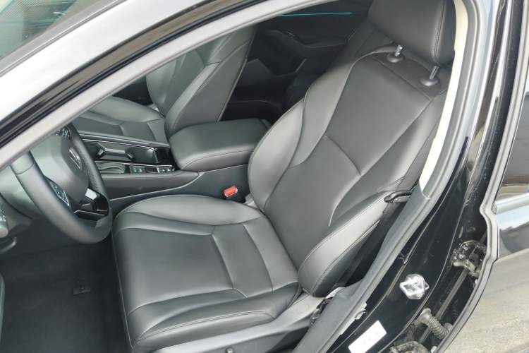 Used Honda Accord 2025 260TURBO Luxury Edition Left Front Seat