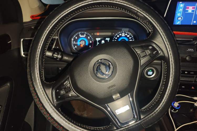 Used Dongfeng Fengon 580 2018 1.5T Manual Luxury Model Steering Wheel