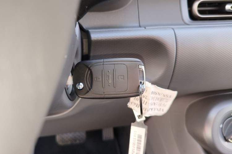 Used Wuling Hongguang New Energy 2025 Extended-Range Hybrid 50KM Comfort Version