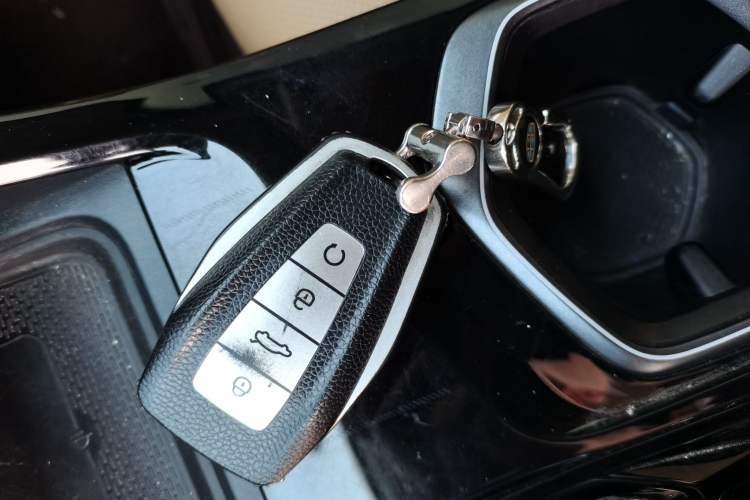 Used Geely Auto FX11 2023 1.5TD DCT Prestige Edition
