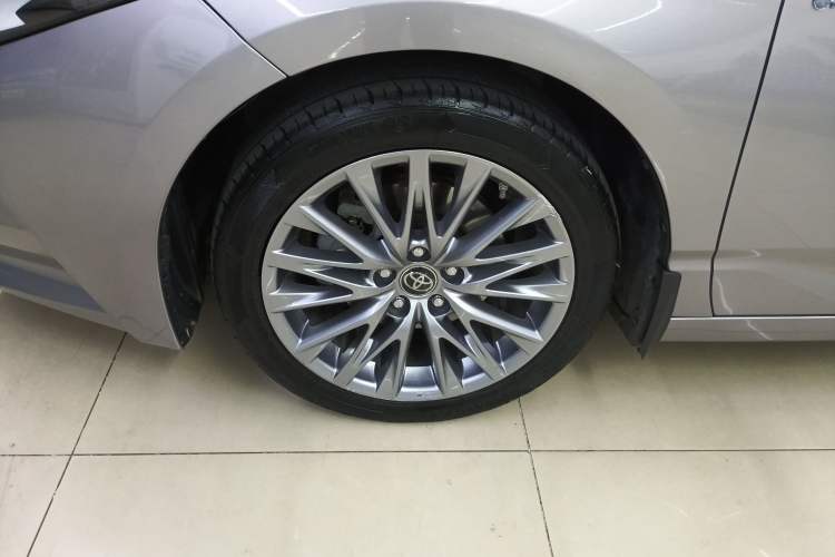 Used Toyota Avalon 2024 Dual-Motor 2.0L Luxury Edition