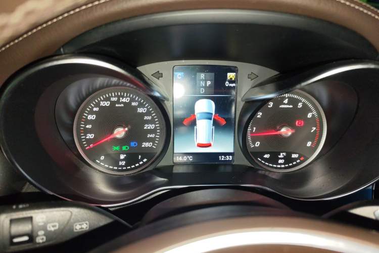 Used Mercedes-Benz GLC 2019 GLC 260 L 4MATIC Dynamic Model