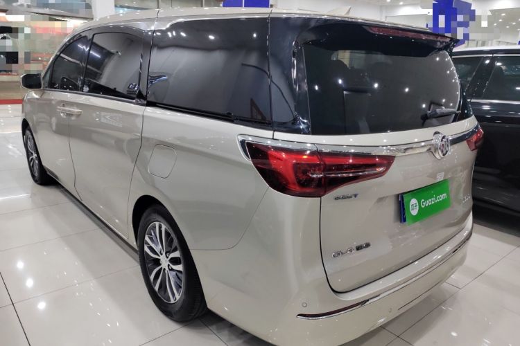 Used Buick GL8 2022 ES Landtrek 653T Comfort Edition