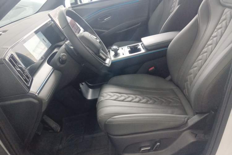 Used BYD Song L DM-i 2025 Intelligent Driving Version 160 km Beyond-Range Type Left Front Seat