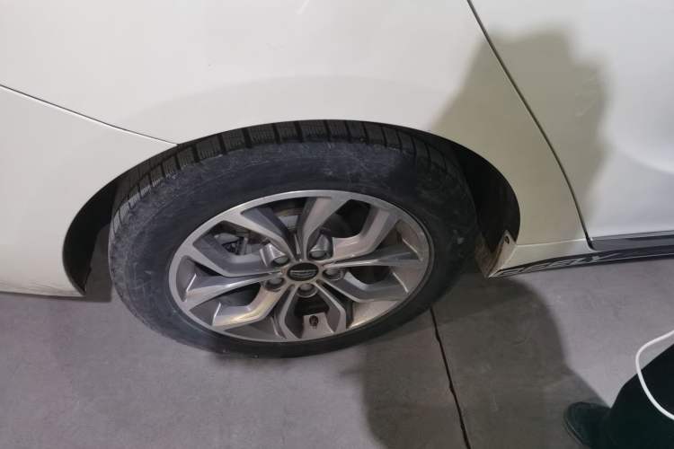 Used Geely Auto Emgrand GT 2016 2.4L Zunya Model
