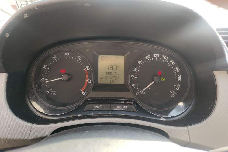 Used Skoda Fabia 2015 1.4L Automatic Front-Drive Model