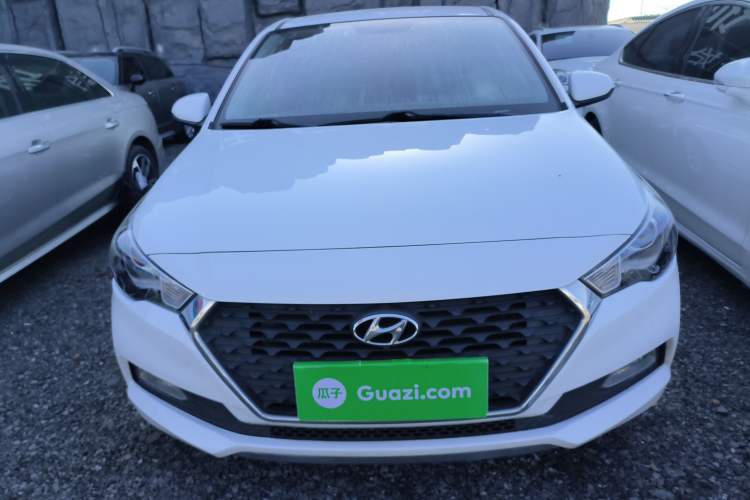 Used Hyundai Verna RV 2017 1.4L Automatic Cool Edition GLS China V Emission Standard
