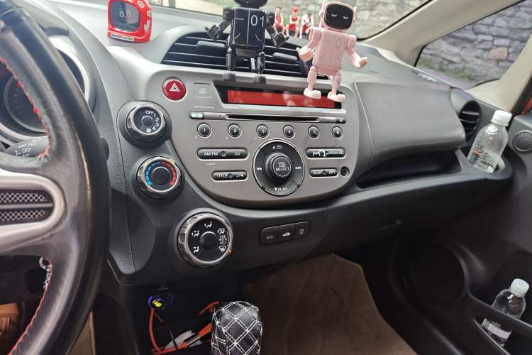 Used Honda Fit 2011 1.5L Automatic Luxury Edition
