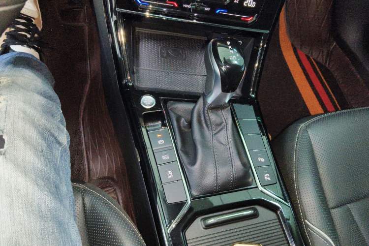 Used Volkswagen Passat 2023 Facelift 330TSI Luxury Edition