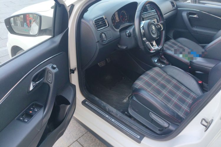 Used Volkswagen Polo 2015 1.4TSI GTI
