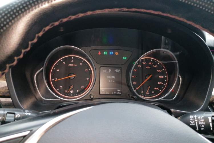 Used Hanteng X7 2018 X7S 1.5T Automatic Luxury Model
